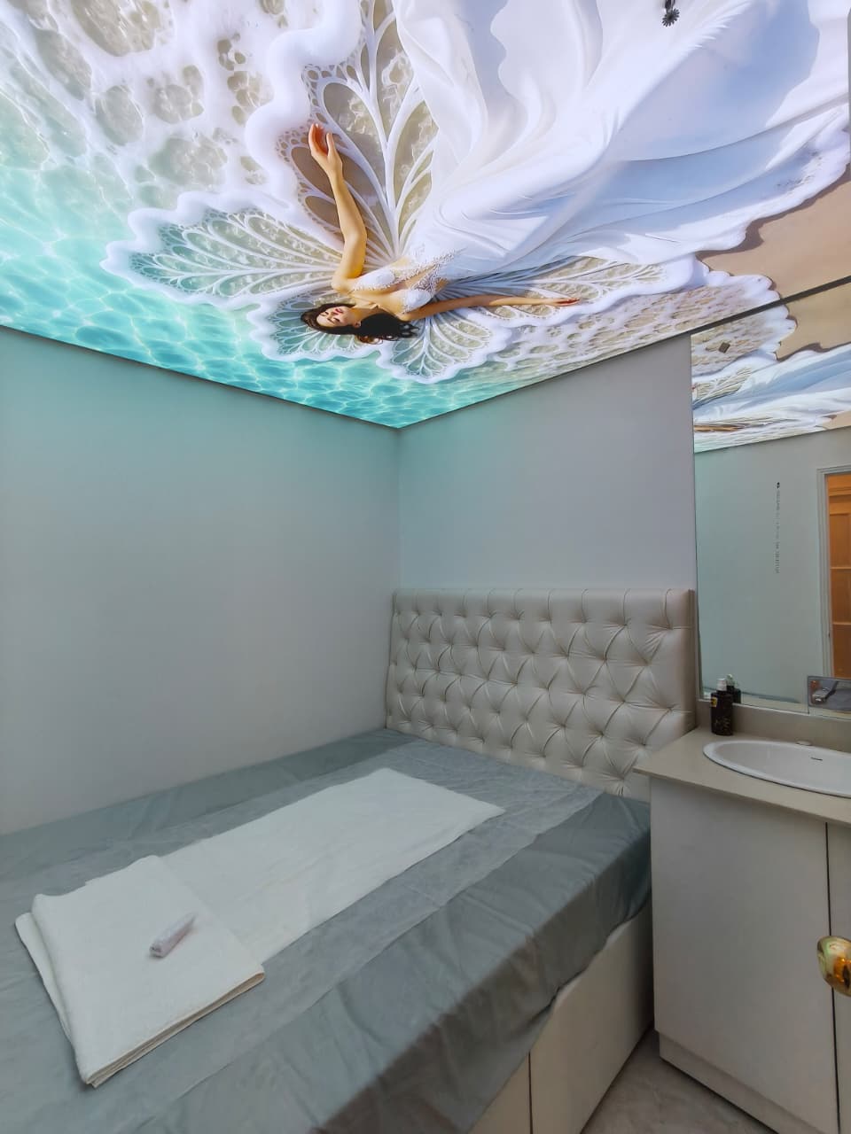 Signature Spa bed area